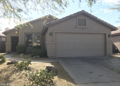 4319 E Tether Trail - Photo 1