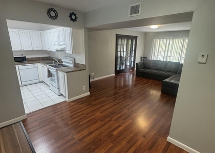 480 Nw 20th Street - Photo 1