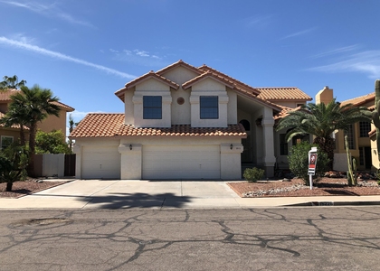 16226 S 37th Way - Photo 1
