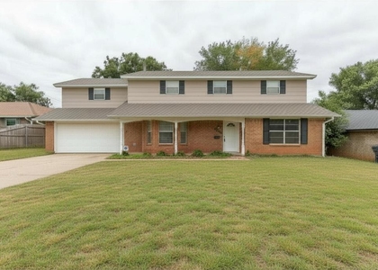5825 Nw 72nd Street - Photo 1