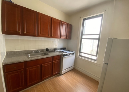 89th Street & 3rd Ave - Photo 1