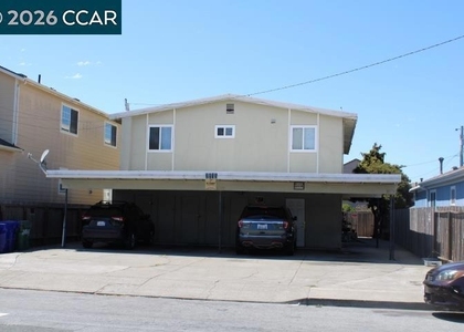 2515 Manchester Ave - Photo 1