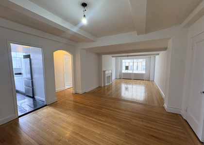 Fifth Avenue - Photo 1