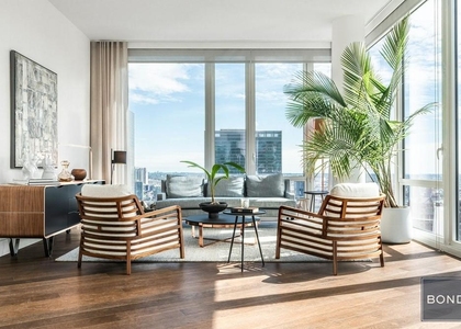 East 44th Street - Photo 1