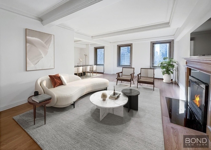 West 55th Street - Photo 1