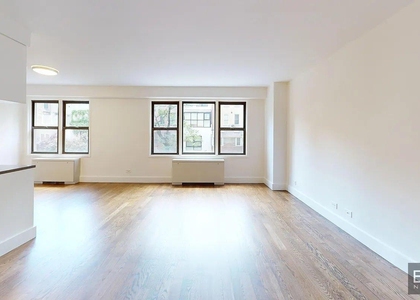 East 63rd Street - Photo 1