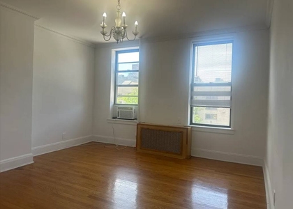400 East 12th Street - Photo 1