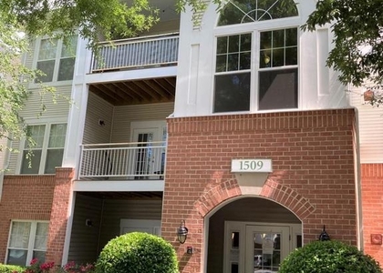 1509 N Point Drive - Photo 1