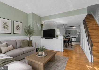 915 N 6th Street - Photo 1