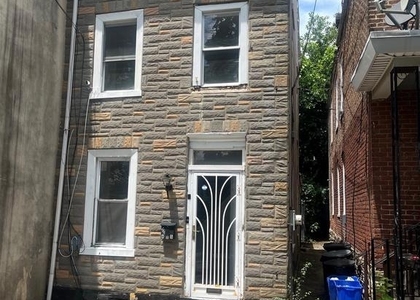 405 E Rittenhouse Street - Photo 1
