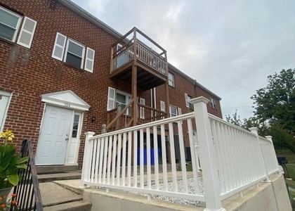 304 Christopher Place - Photo 1