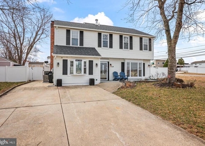 7710 Greenbrier Road - Photo 1