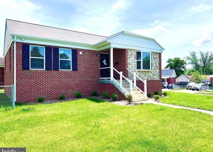 2105 Ruatan Street - Photo 1