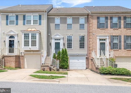 11304 Southlakes Drive - Photo 1