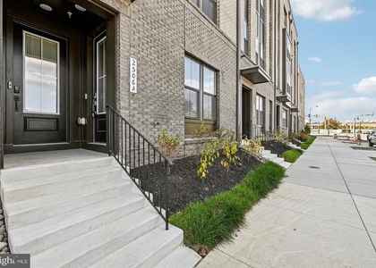 2506 W Peninsula Drive - Photo 1