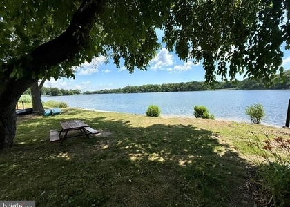 350 Gatewater Court - Photo 1