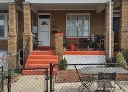 1904 14th Street Se - Photo 1