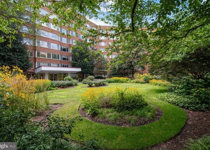 4000 Tunlaw Road Nw - Photo 1