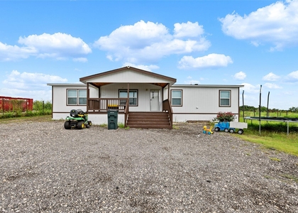 360 Shady Oaks Dr - Photo 1