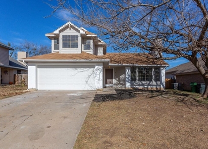 816 Clearwater Trl - Photo 1