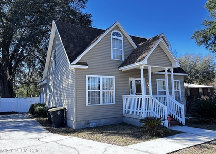 7952 118th Street - Photo 1