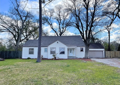 7230 Sims Drive - Photo 1