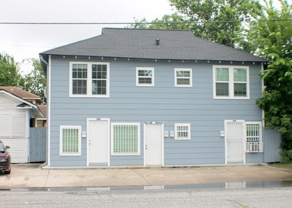 6802 Avenue F - Photo 1