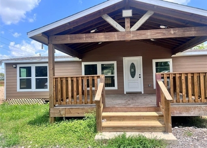 9115 Puritan Way - Photo 1