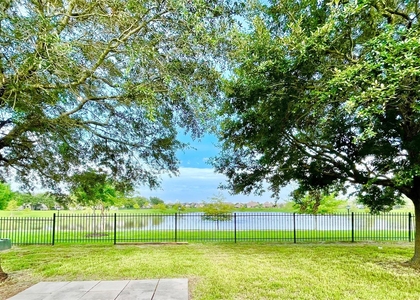 714 Honeysuckle Vine Drive - Photo 1
