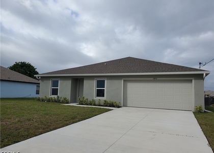 2824 Ne 3rd Avenue - Photo 1