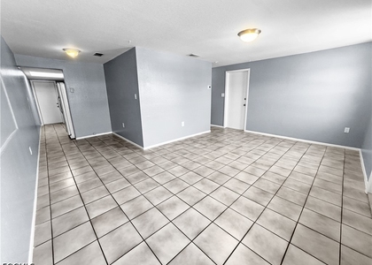 6617 Warwick Circle - Photo 1
