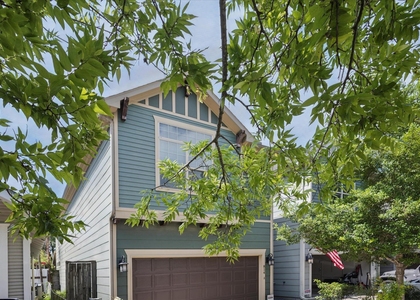 814 W 26th Street - Photo 1