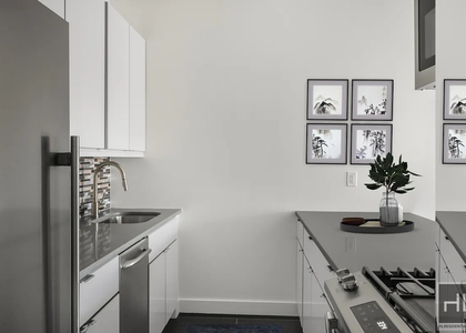 2nd Avenue - Photo 1