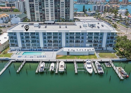 415 Island Way - Photo 1