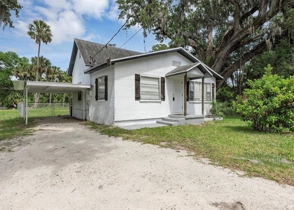 611 Marion Street - Photo 1