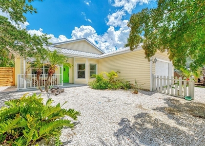 5253 Avenida Del Mare - Photo 1