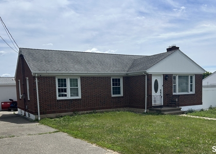 80 Alexander Avenue - Photo 1