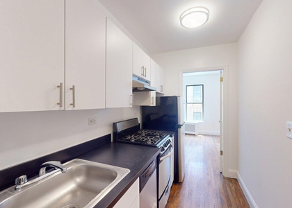 East 89th Street and 3rd avenu - Photo 1