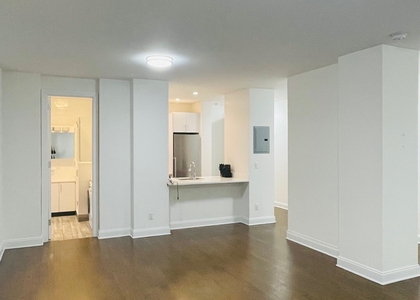  West 58th Street - Photo 1