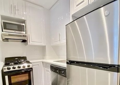 West 16 Street - Photo 1