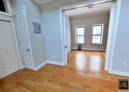 East 100th Street - Photo 1
