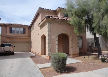 11214 W Pierce Street - Photo 1