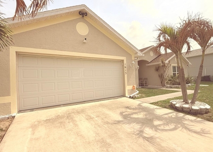 1613 Sw Whipple Avenue - Photo 1