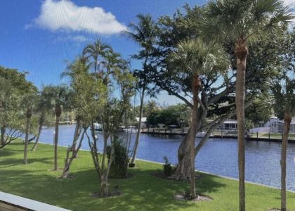 14 Royal Palm Way - Photo 1
