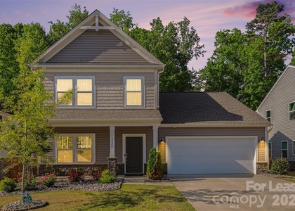 3024 Pinehills Way - Photo 1