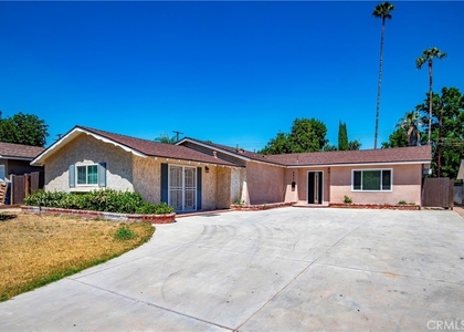 8832 Odessa Ave - Photo 1