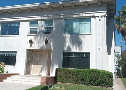 1515 1/2 E Ocean Boulevard - Photo 1