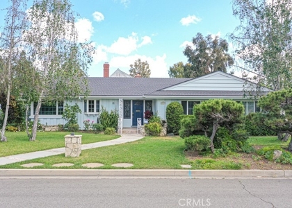 1200 W Rowan - Photo 1