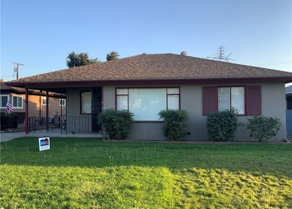 831 W Harvard Place - Photo 1