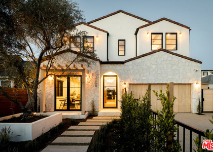 1008 S Bundy Drive - Photo 1